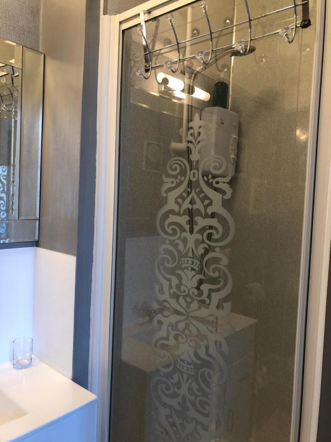 לינה וארוחת בוקר קנטרבורי Carena House מראה חיצוני תמונה